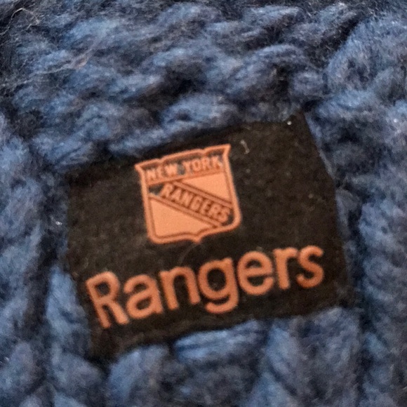 New York Rangers hat 🎩FREE GIFT INCLUDED - Picture 2 of 3